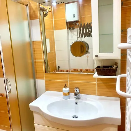 Asinela с гараж Apartment